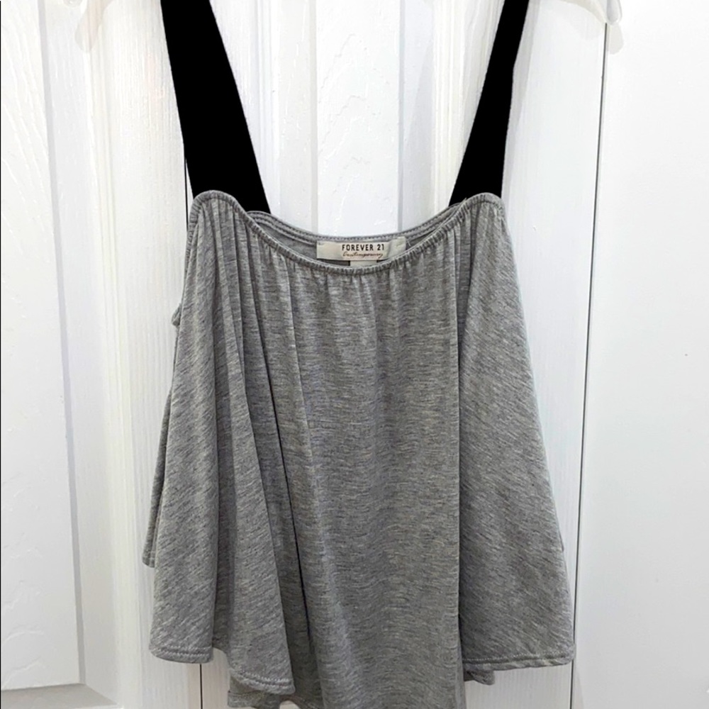 open shoulder crop top